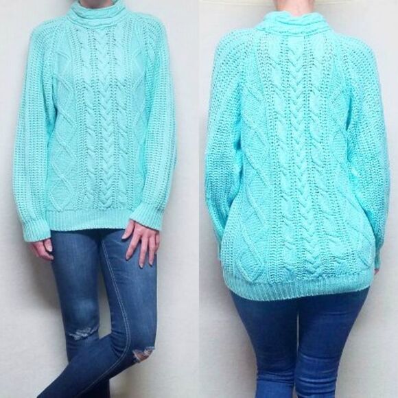 Vintage Sweaters - VINTAGE 80s Carriage Court Aqua Corded Sweater